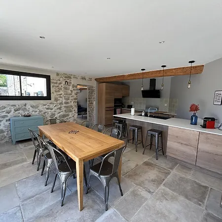 Dom wakacyjny La Vade